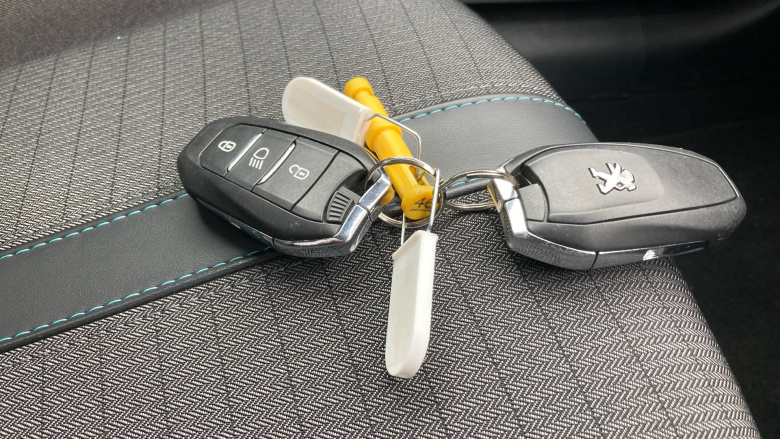 Peugeot 208 1.2 PureTech 100 Allure Premium 5dr Petrol Hatchback